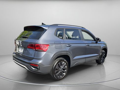 Certified 2022 Volkswagen Taos S w/ IQ Drive S Package FWD image 5