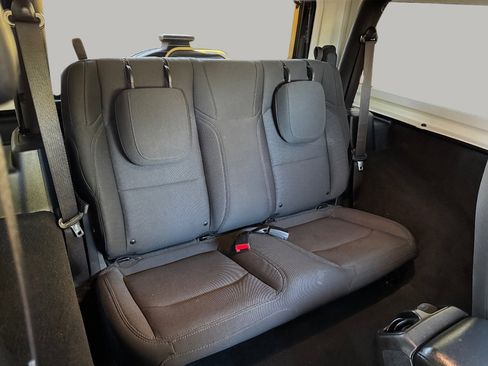 Used 2020 Jeep Wrangler Sport image 13