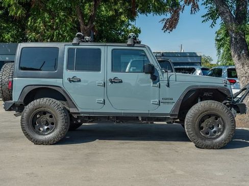 Used 2014 Jeep Wrangler Unlimited Sport w/ Quick Order Package 23S AWD/4WD image 7
