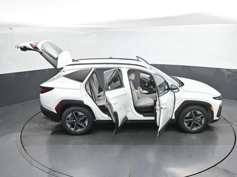Used 2026 Hyundai Tucson SEL FWD image 50