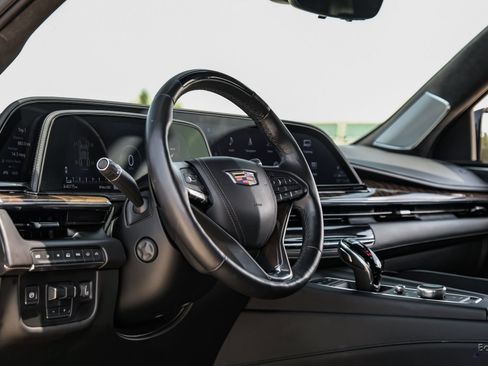 Used 2023 Cadillac Escalade Sport Platinum AWD/4WD image 41
