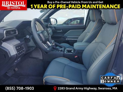 Used 2025 Toyota Tacoma Trailhunter image 16