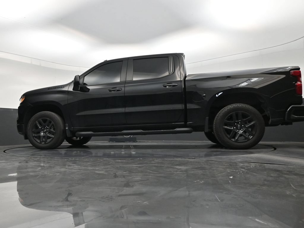 Used 2024 Chevrolet Silverado 1500 Custom w/ Turbomax Blackout Package RWD image 21