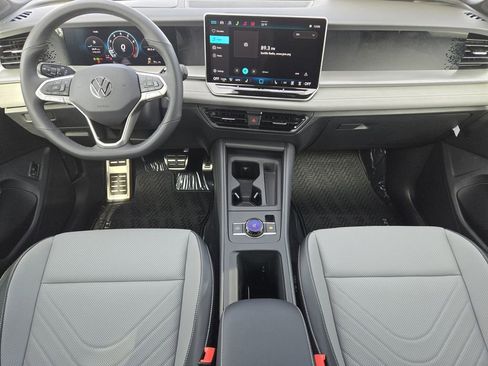 New 2026 Volkswagen Tiguan SE R-Line image 21