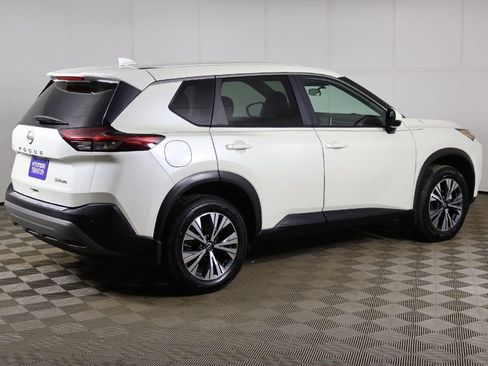 Used 2022 Nissan Rogue SV AWD/4WD image 8