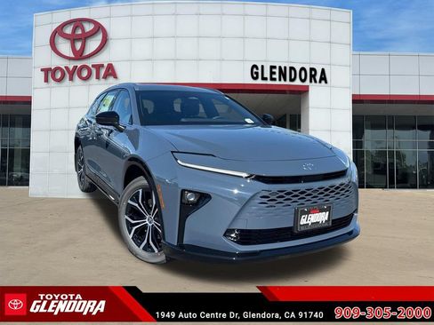 New 2026 Toyota Crown Signia AWD/4WD image 2
