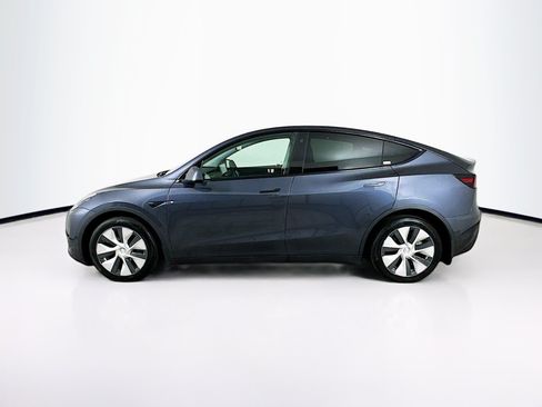 Used 2021 Tesla Model Y Long Range AWD/4WD image 4