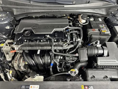 Used 2023 Hyundai Elantra SEL FWD image 26