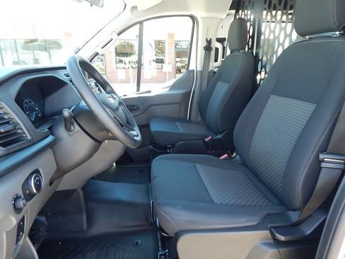 Used 2025 Ford Transit 250 Low Roof w/ Exterior Upgrade Package RWD image 19