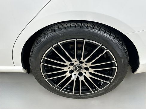 Certified 2024 Mercedes-Benz C 300 4MATIC Sedan image 36