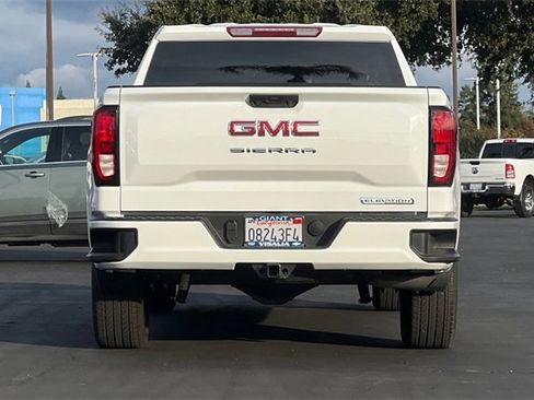 Used 2025 GMC Sierra 1500 Elevation image 5