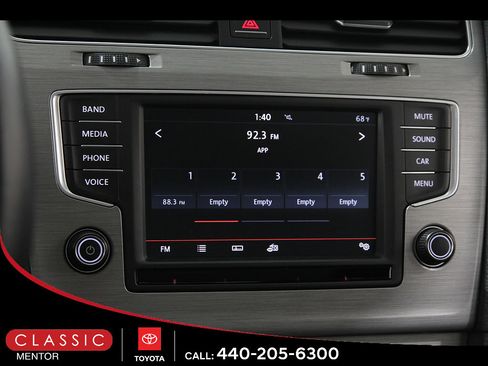 Used 2016 Volkswagen Golf S FWD image 10