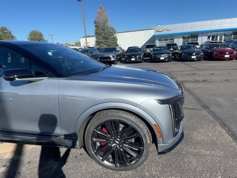 New 2026 Cadillac Lyriq V image 2