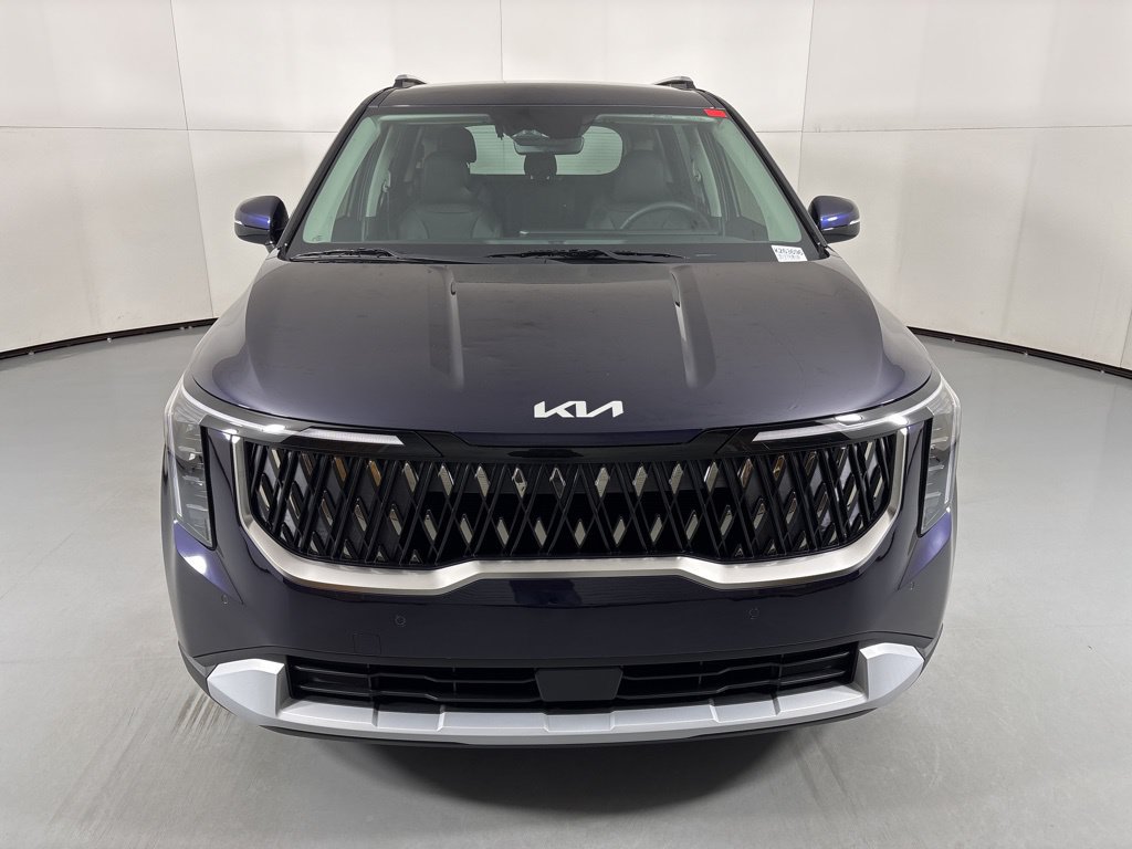 New 2026 Kia Carnival EX FWD image 3