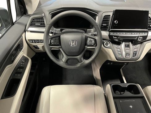 New 2026 Honda Odyssey EX-L image 23
