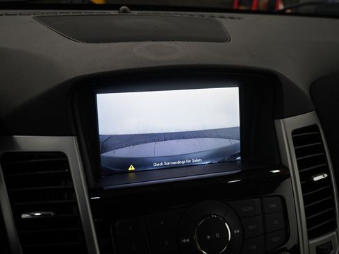 Used 2014 Chevrolet Cruze LT w/ Sun, Sound and Sport Package image 20