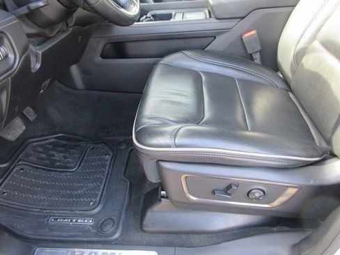 Used 2020 RAM 1500 Limited image 24