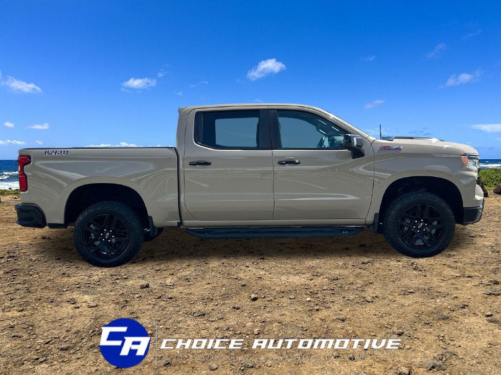Used 2022 Chevrolet Silverado 1500 LT Trail Boss w/ LT Trail Boss Premium Package AWD/4WD image 9