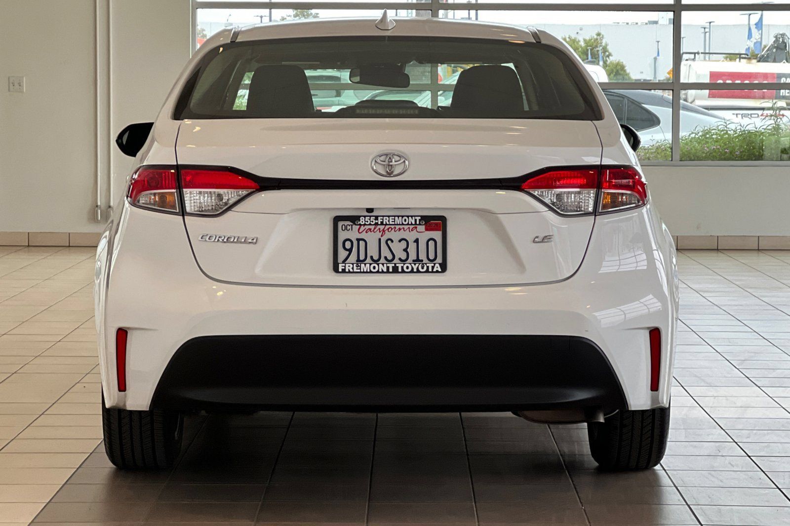Certified 2023 Toyota Corolla LE w/ LE Premium Package FWD image 5