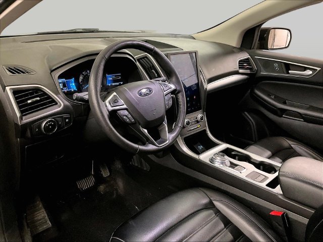 Used 2022 Ford Edge SEL w/ Class II Trailer Tow Package AWD/4WD image 12