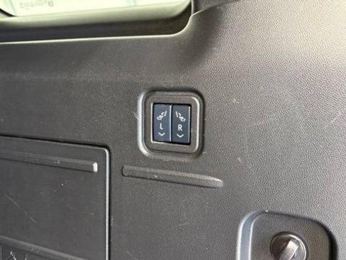 Used 2025 GMC Hummer EV 3X AWD/4WD image 6