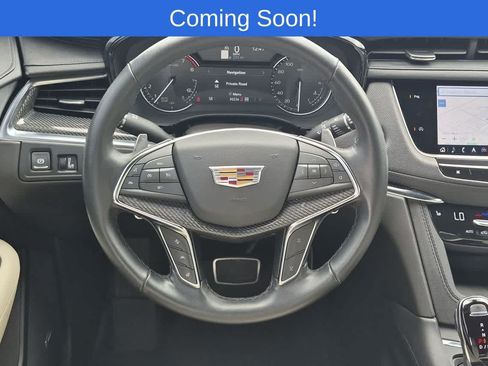Used 2023 Cadillac XT5 Sportv w/ LPO, Floor Liner Package AWD/4WD image 23