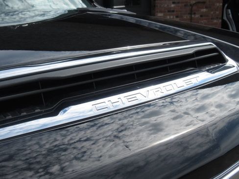 Used 2024 Chevrolet Silverado 3500 High Country w/ High Country Premium Package image 4