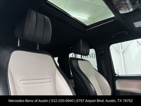 Used 2023 Mercedes-Benz G 550 image 30