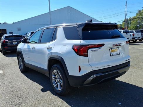 New 2026 GMC Terrain Elevation w/ LPO, Floor Liner Package image 5