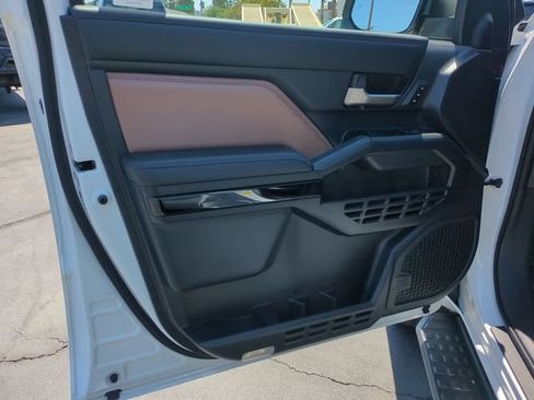 Used 2025 Toyota 4Runner TRD Sport Premium AWD/4WD image 23
