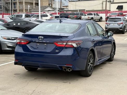 Used 2024 Toyota Camry SE FWD image 4