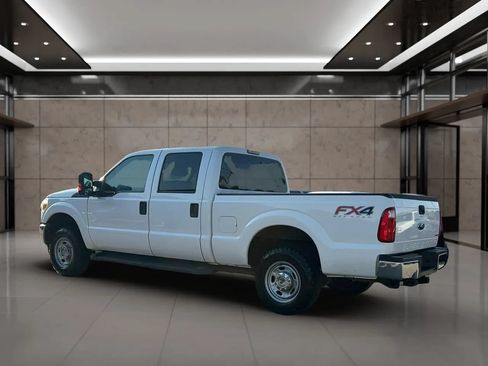 Used 2016 Ford F250 XL w/ Power Equipment Group AWD/4WD image 7