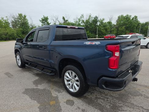 Used 2021 Chevrolet Silverado 1500 Custom w/ LPO, Dark Essentials Package AWD/4WD image 6