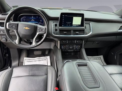 Used 2024 Chevrolet Suburban LT image 12