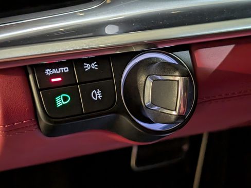 Certified 2023 Porsche Panamera 4S AWD/4WD image 22