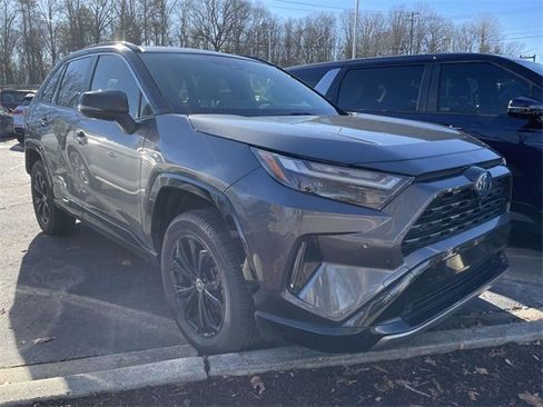 Used 2022 Toyota RAV4 XSE image 5