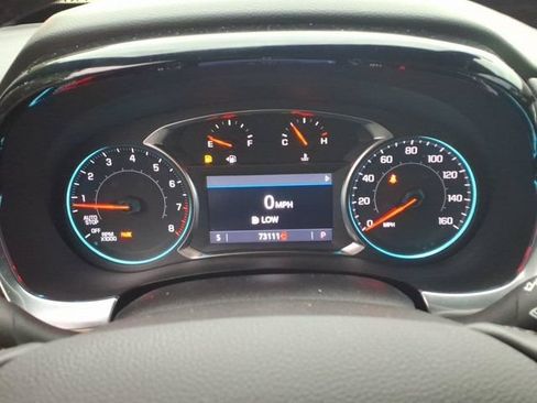 Used 2023 Chevrolet Traverse LT AWD/4WD image 21