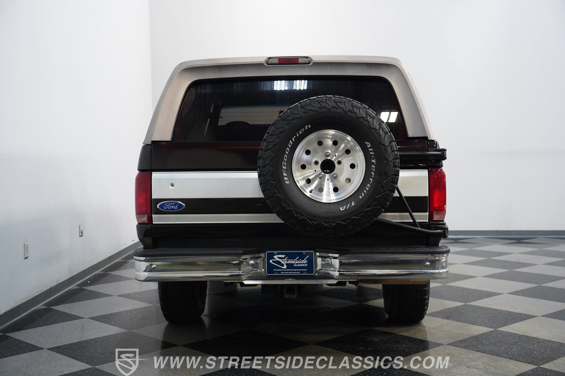 Used 1996 Ford Bronco Eddie Bauer AWD/4WD image 11