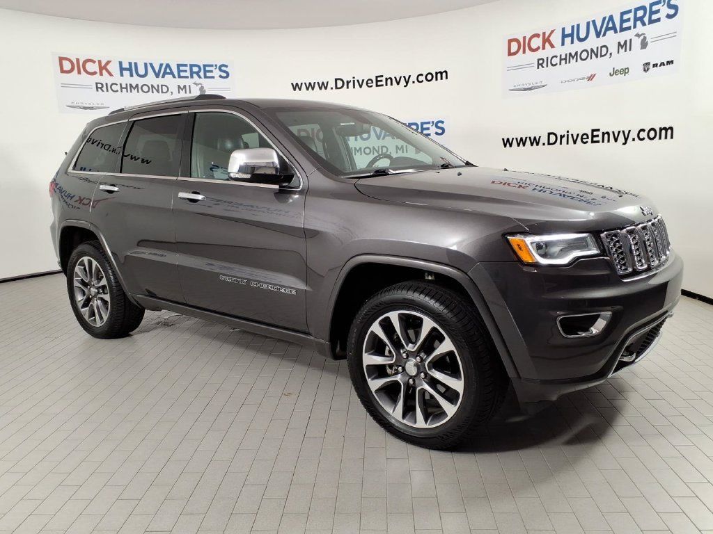 Used 2017 Jeep Grand Cherokee Overland AWD/4WD image 3