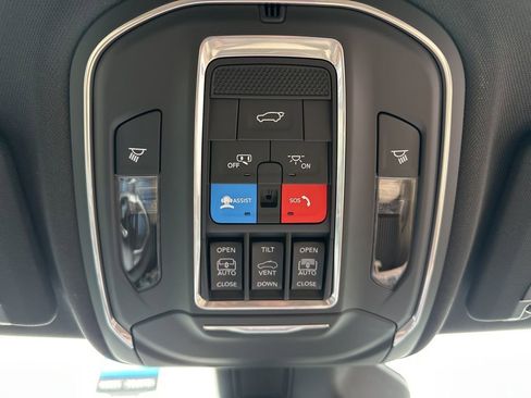 New 2026 Jeep Grand Cherokee Limited AWD/4WD image 57
