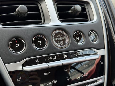 Used 2019 Aston Martin DB11 Coupe RWD image 30