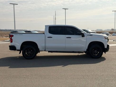 Used 2021 Chevrolet Silverado 1500 LT Trail Boss w/ Convenience Package II image 8