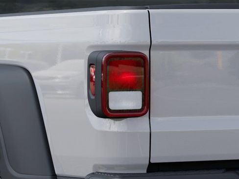 New 2026 Jeep Gladiator Sport AWD/4WD image 10