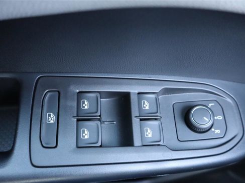New 2026 Volkswagen Taos S FWD image 13