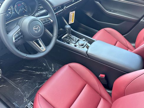 New 2025 MAZDA MAZDA3 s image 9