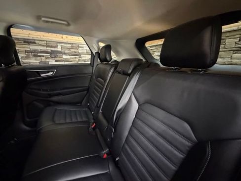 Used 2017 Ford Edge SEL w/ Equipment Group 201A AWD/4WD image 33
