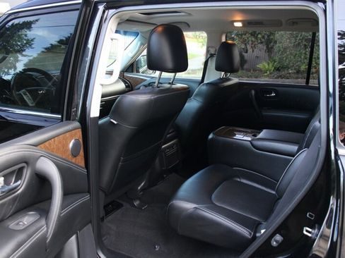 Used 2016 INFINITI QX80 4WD image 16