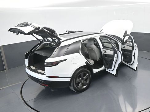 Used 2025 Land Rover Range Rover Velar Dynamic SE image 69