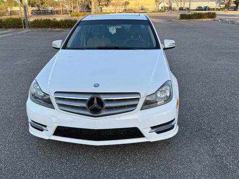 Used 2013 Mercedes-Benz C 250 Sedan image 3