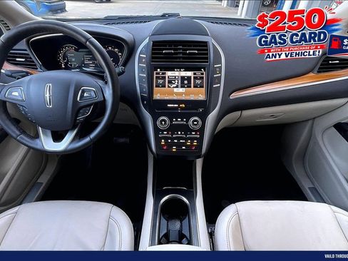 Used 2017 Lincoln MKC Select w/ Select Plus Package AWD/4WD image 15